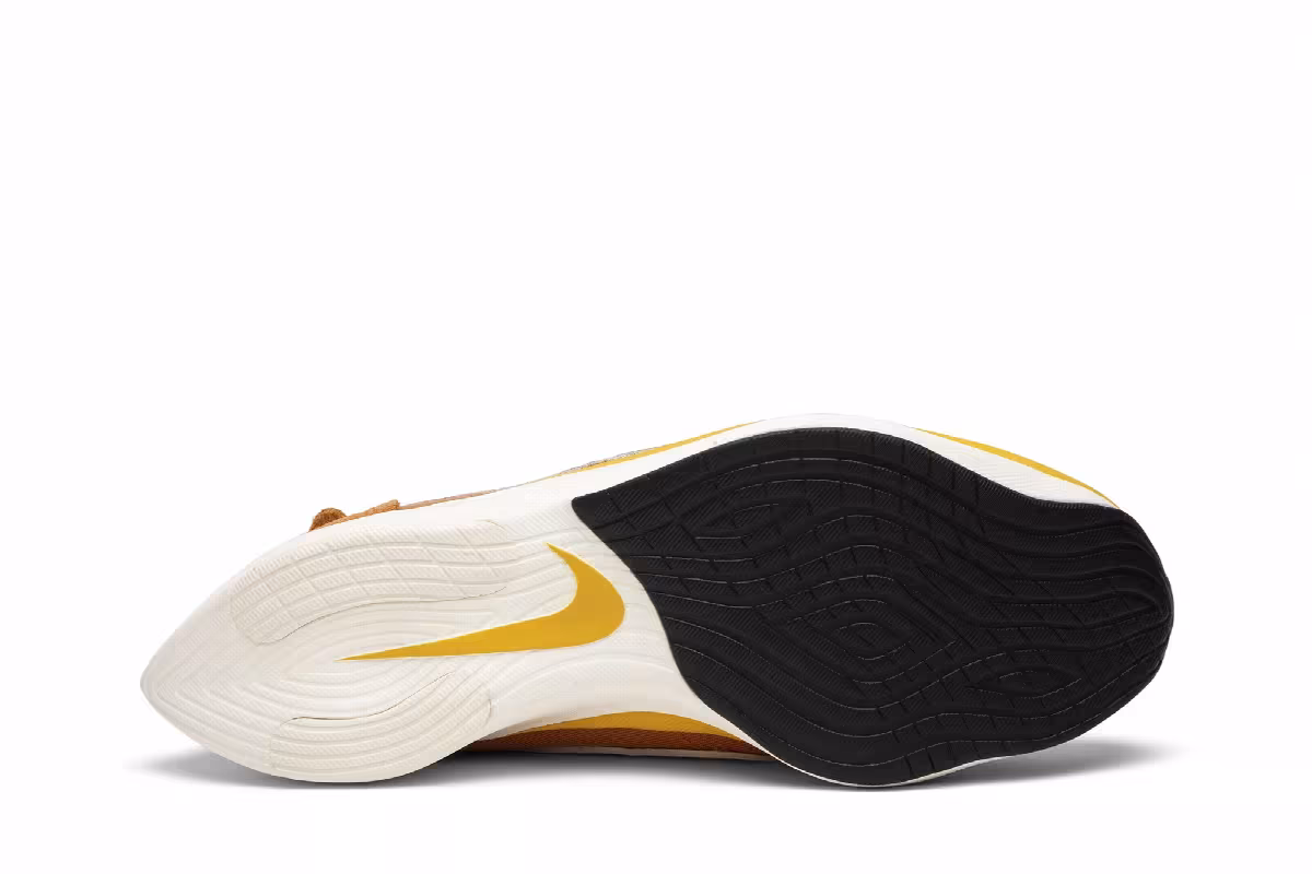 Nike Moon Racer QS Amarillo, view 5