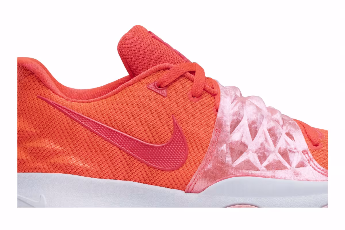 Nike Kyrie Low Hot Punch, view 3