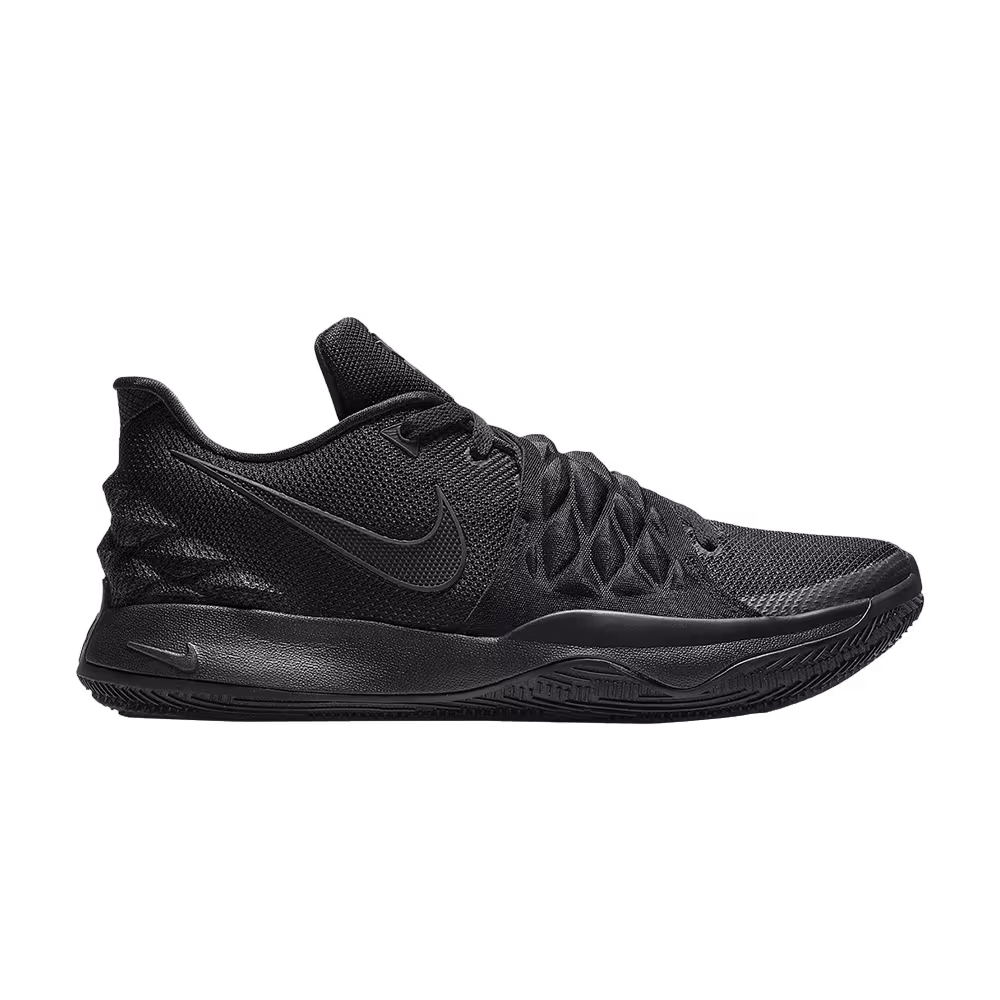 Nike Kyrie Low Triple Black