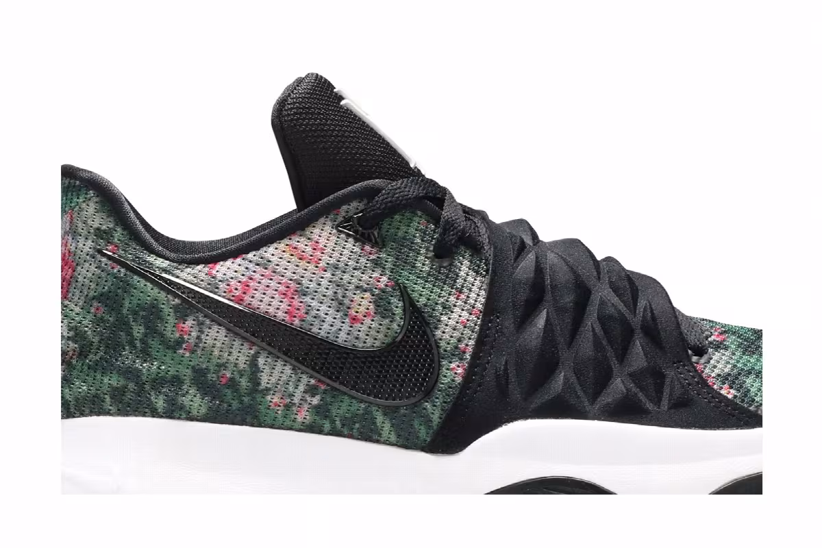 Nike Kyrie Low Floral, view 3