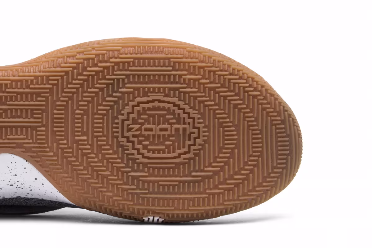 Nike Kyrie Low Uncle Drew, view 6
