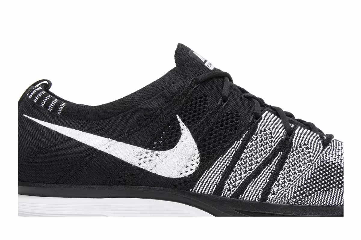Nike Flyknit Trainer 2018 Oreo, view 3