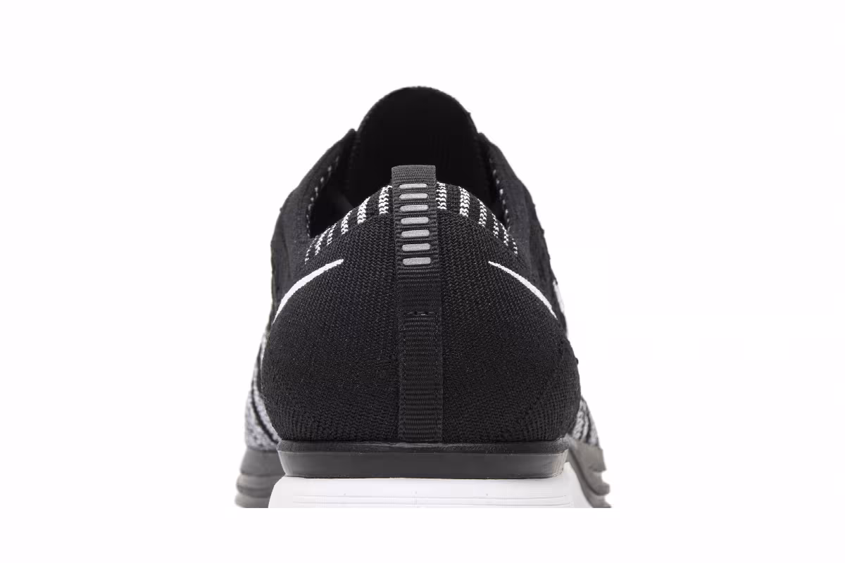 Nike Flyknit Trainer 2018 Oreo, view 8