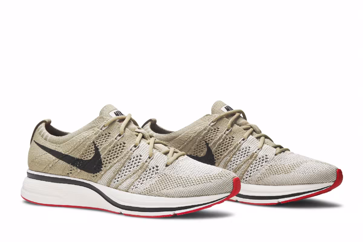 Nike Flyknit Trainer Neutral Olive, view 9