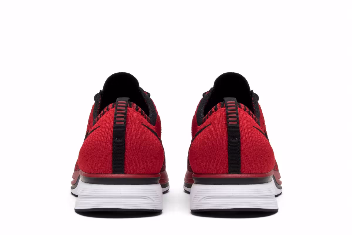 Nike Flyknit Trainer University Red, view 7