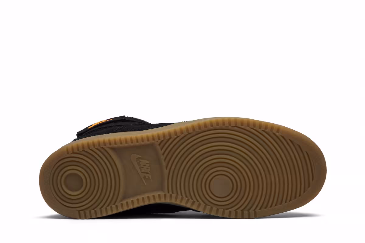 Carhartt WIP x Nike Vandal High Supreme Black Gum, view 5