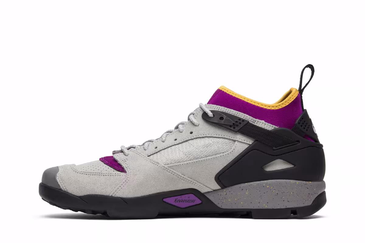 Nike Air Revaderchi Red Plum, view 4