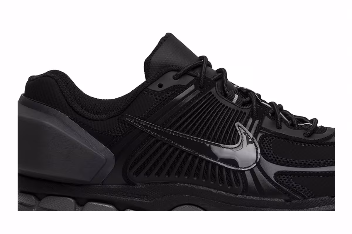 A-Cold-Wall* x Nike Air Zoom Vomero 5 Black, view 3