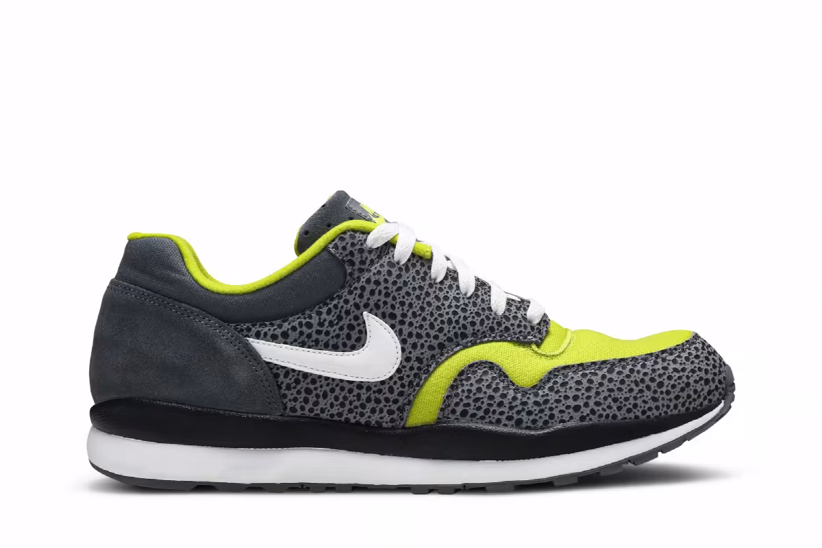 Nike Air Safari SE Bright Cactus, view 2