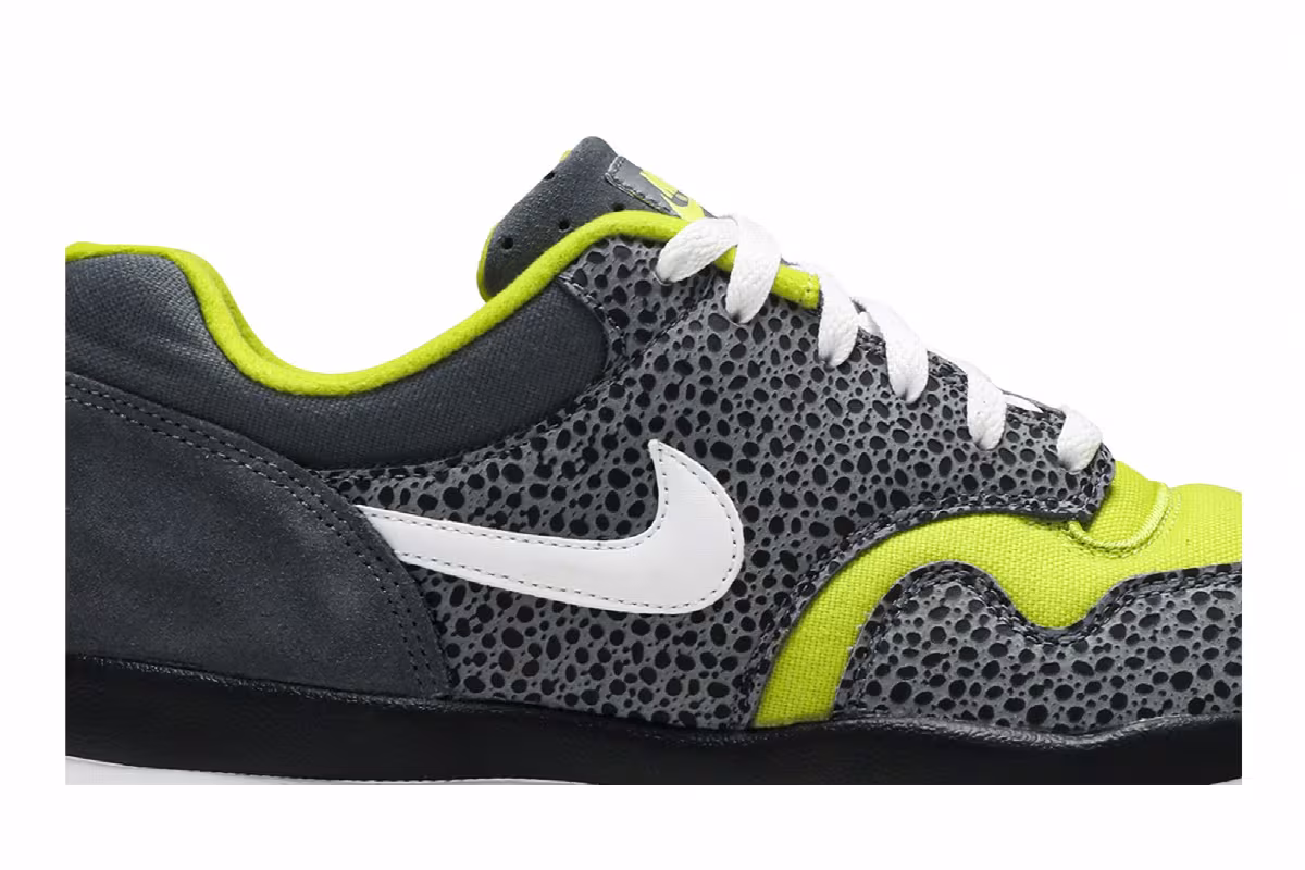 Nike Air Safari SE Bright Cactus, view 3