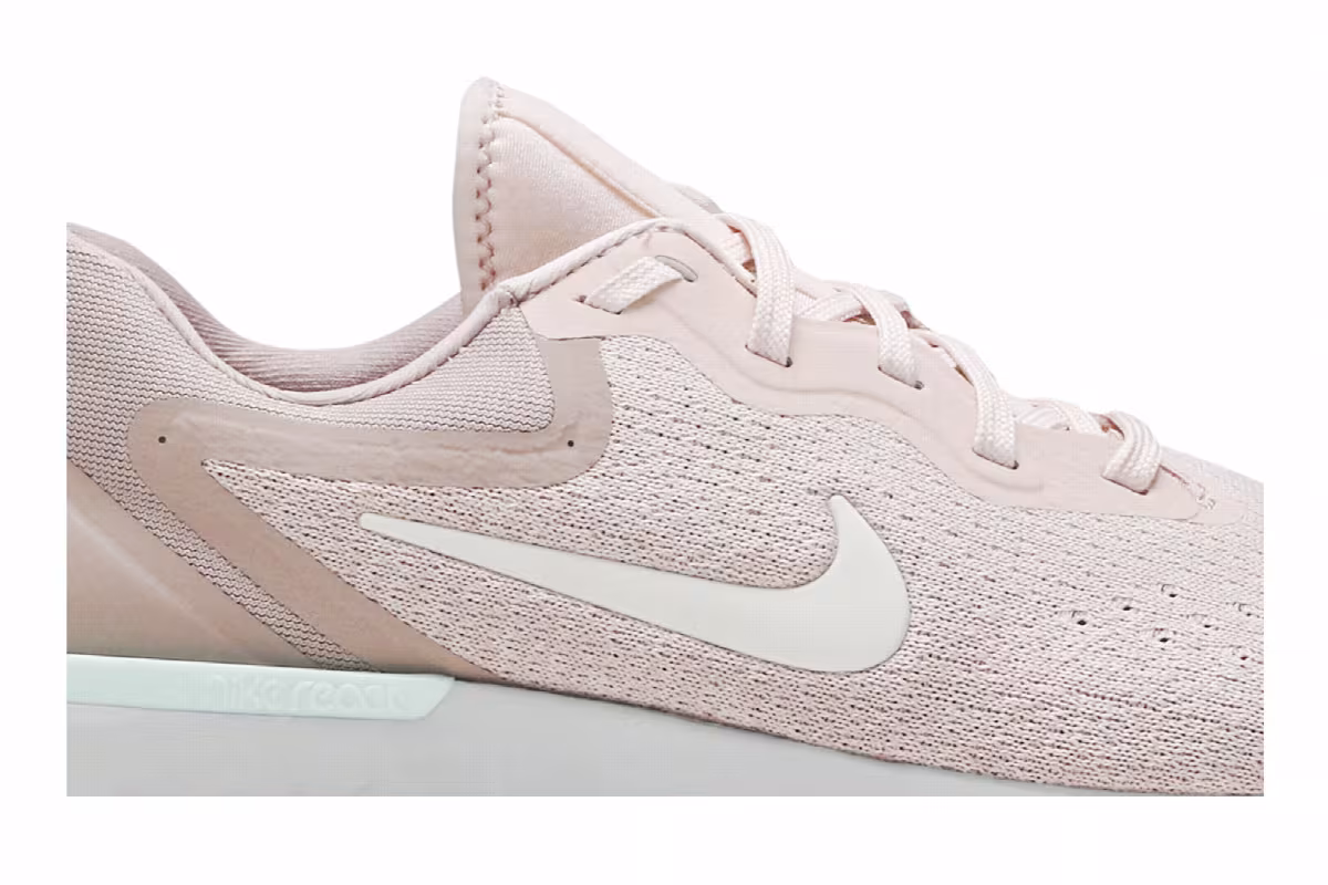 Nike Women's Odyssey React Arctic Pink, view 3