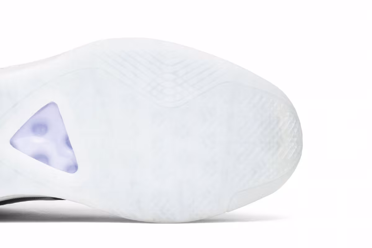 John Elliott x Nike LeBron Icon QS White, view 6