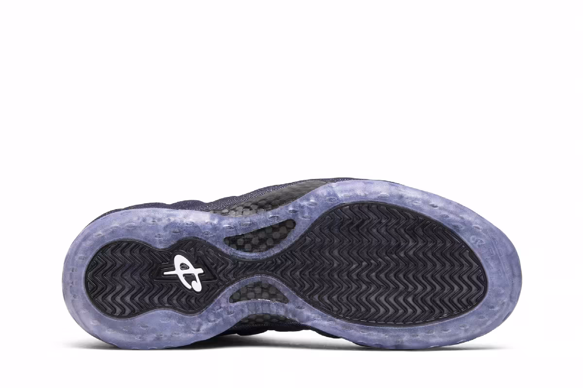 Nike Air Foamposite One Denim, view 5