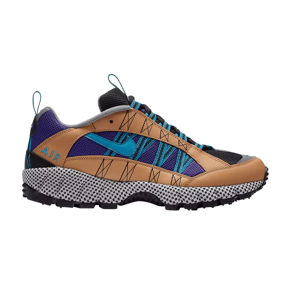 Nike Air Humara 17 Elemental Gold