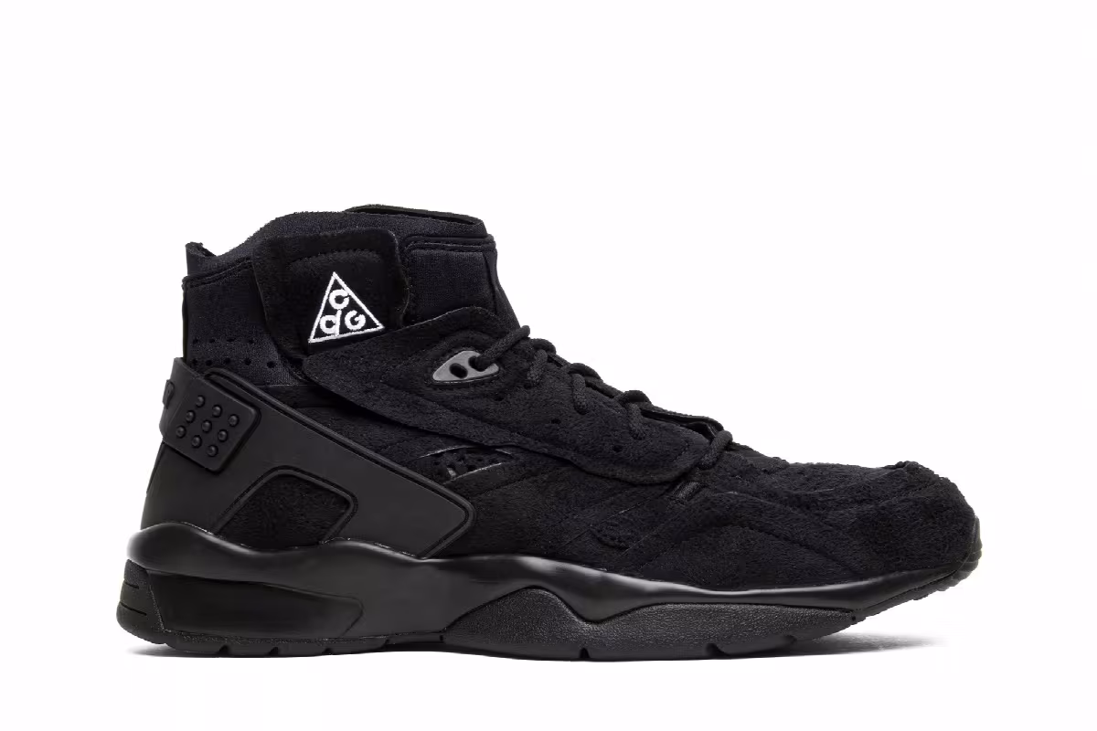 Comme des Garçons x Nike Air Mowabb Black, view 2