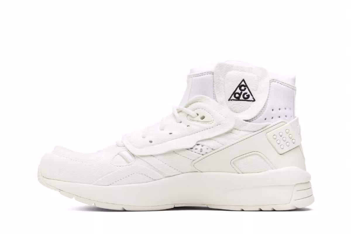 Comme des Garçons x Nike Air Mowabb White, view 4