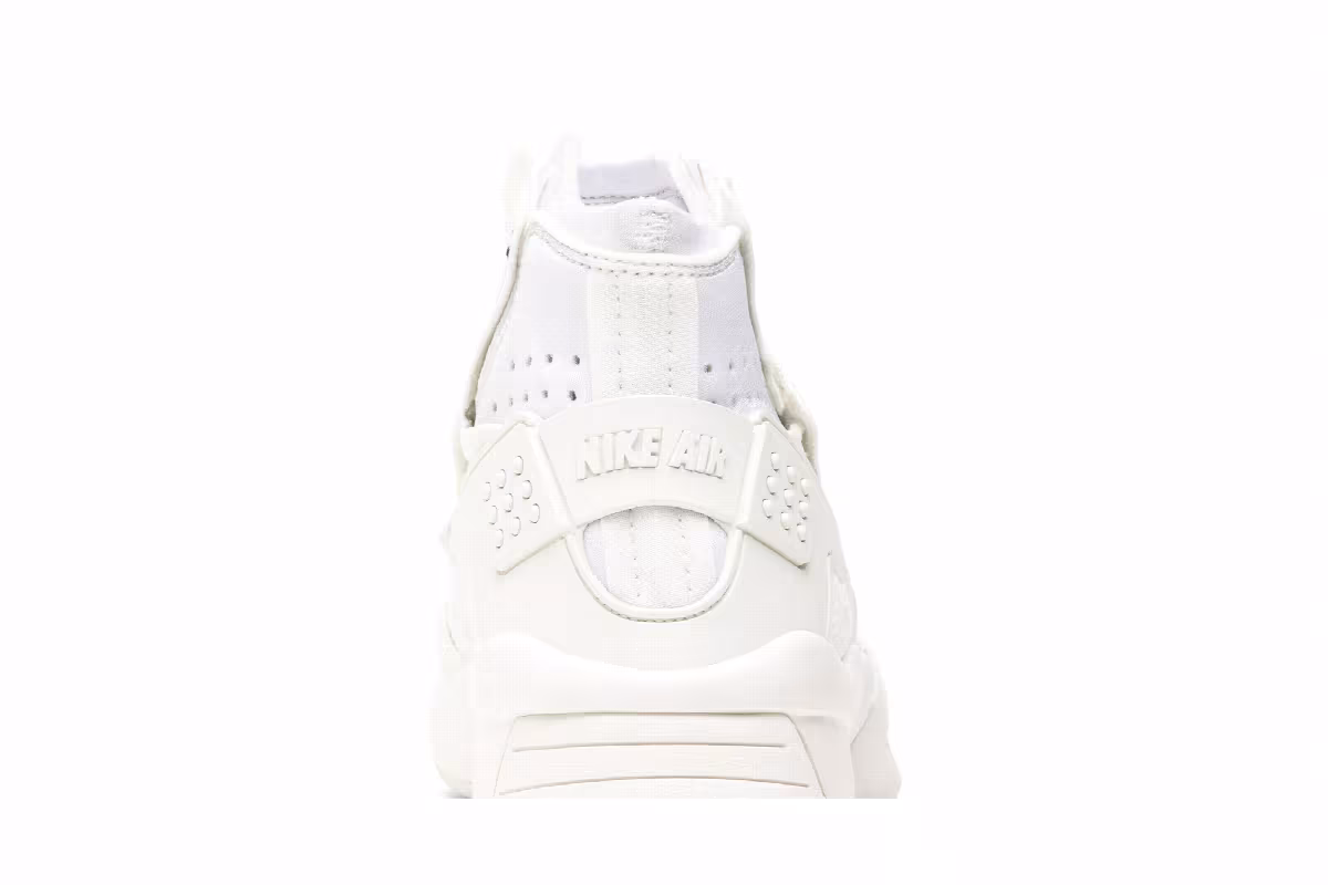Comme des Garçons x Nike Air Mowabb White, view 8
