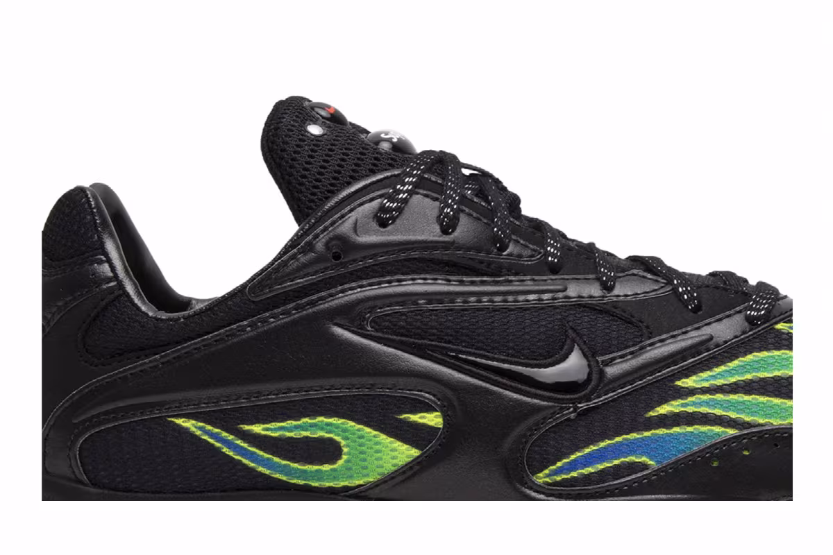 Supreme x Nike Zoom Streak Spectrum Plus Black, view 3
