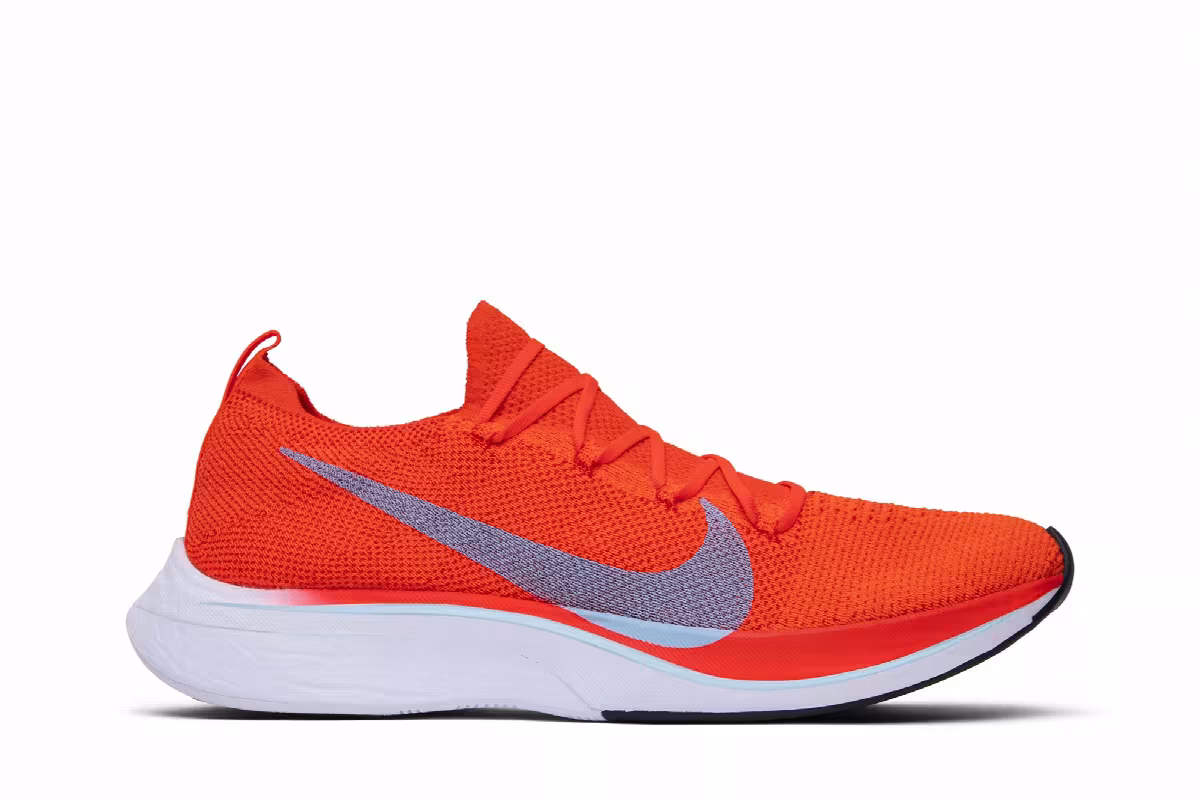 Nike Zoom Vaporfly 4% Flyknit Bright Crimson, view 2