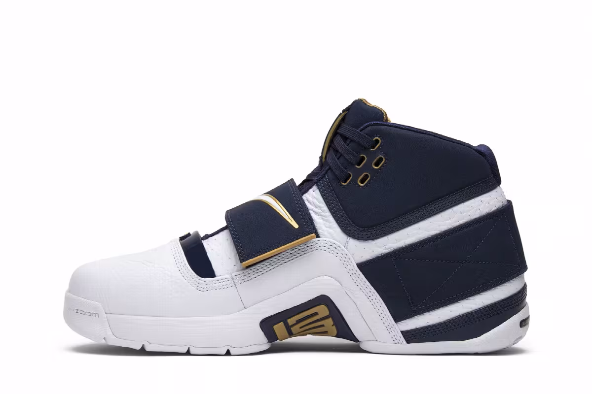 Nike LeBron Soldier 1 25 Straight, view 4
