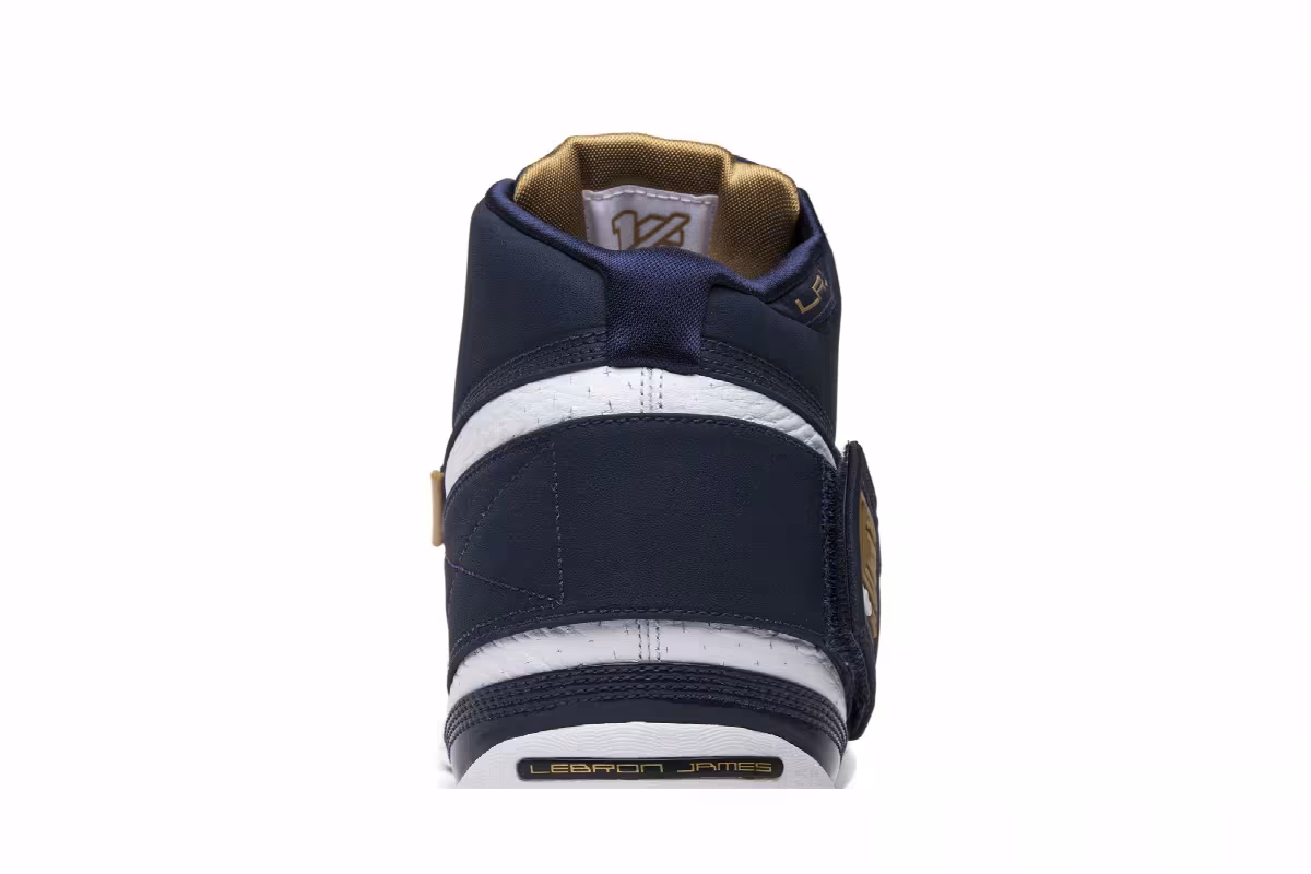 Nike LeBron Soldier 1 25 Straight, view 8
