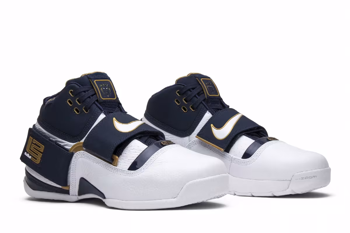 Nike LeBron Soldier 1 25 Straight, view 9