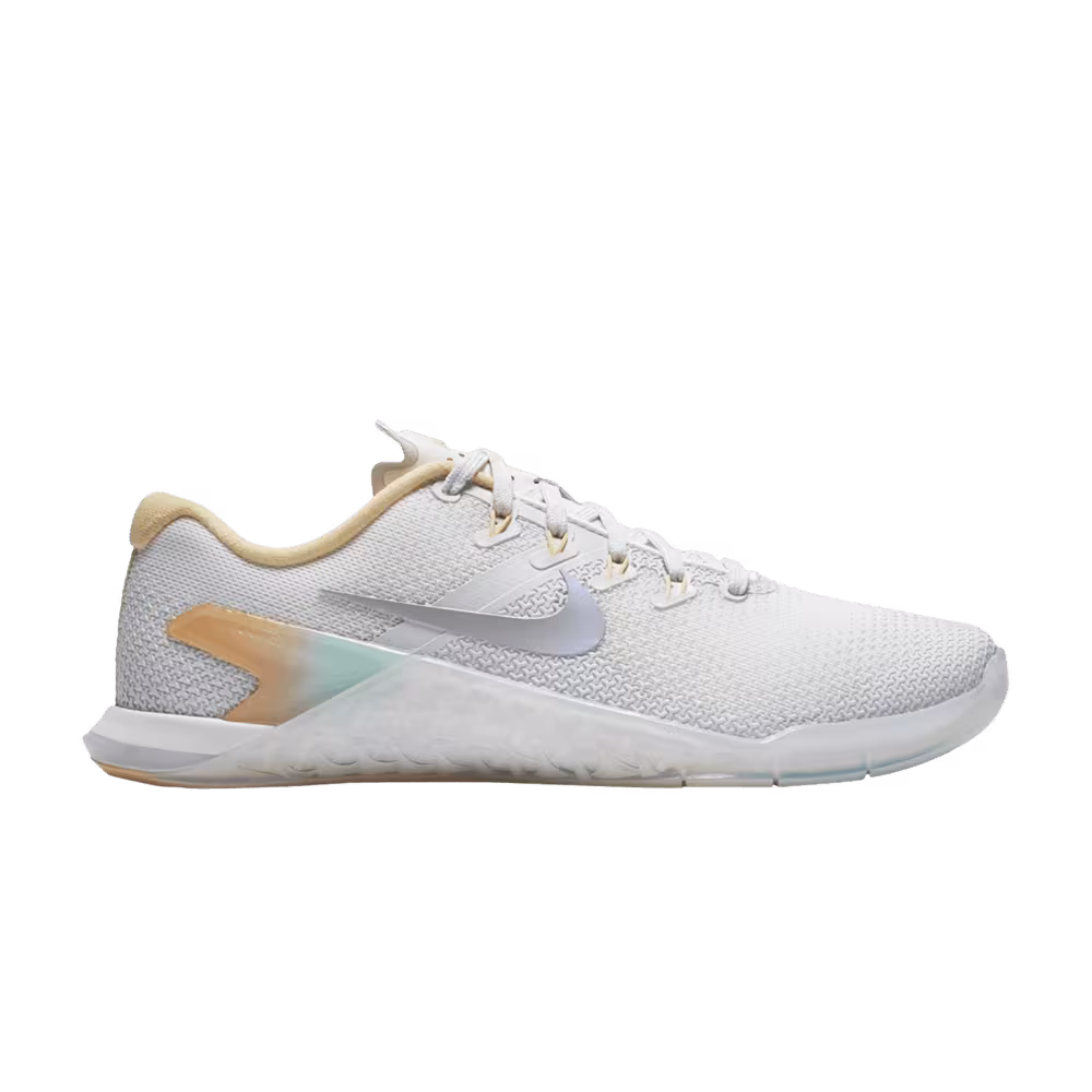 Nike Women's Metcon 4 Rise