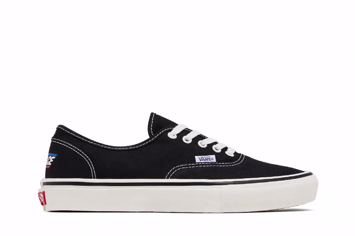 Palace x Vans Skate Authentic Black White, view 2