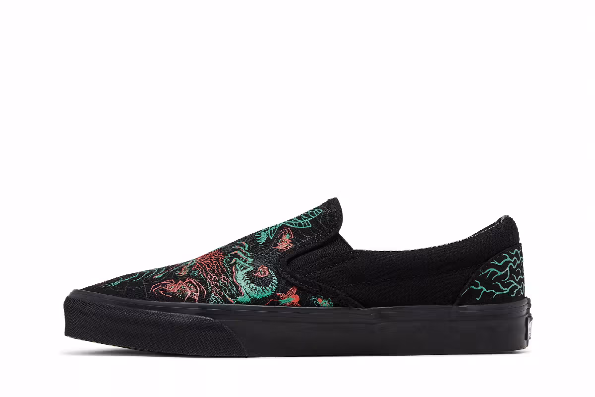 Vans Classic Slip-On Evil Omens Glow, view 4