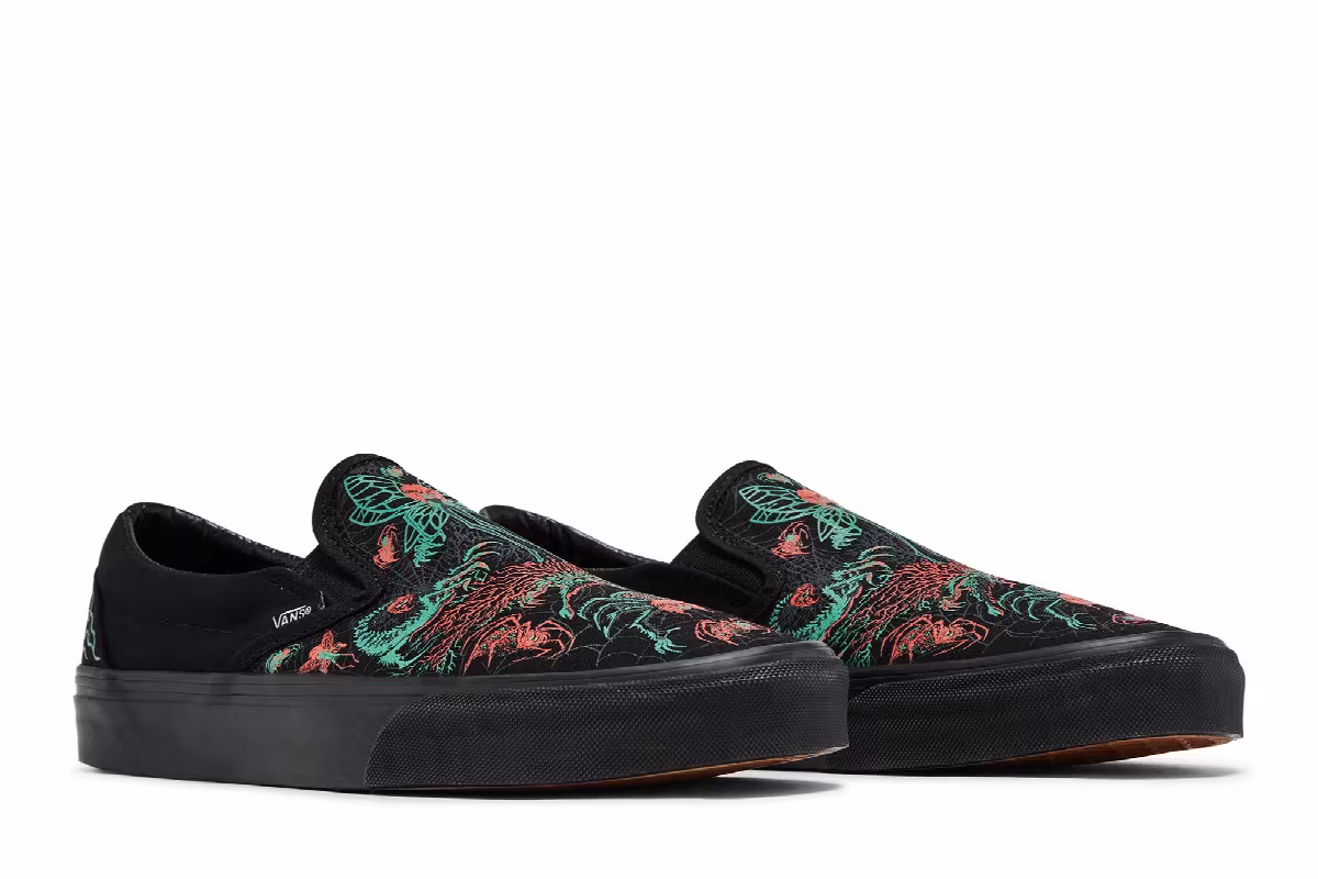 Vans Classic Slip-On Evil Omens Glow, view 9