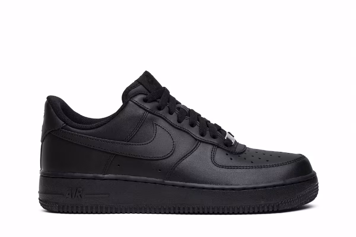 Nike Air Force 1 Black, view 2
