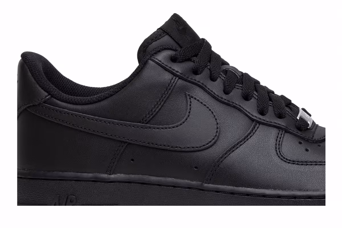Nike Air Force 1 Black, view 3