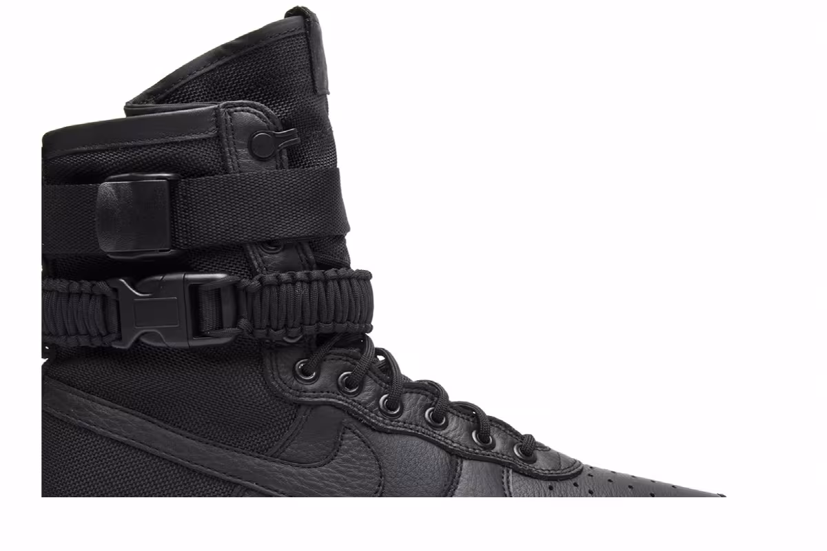 Nike SF Air Force 1 Triple Black, view 3