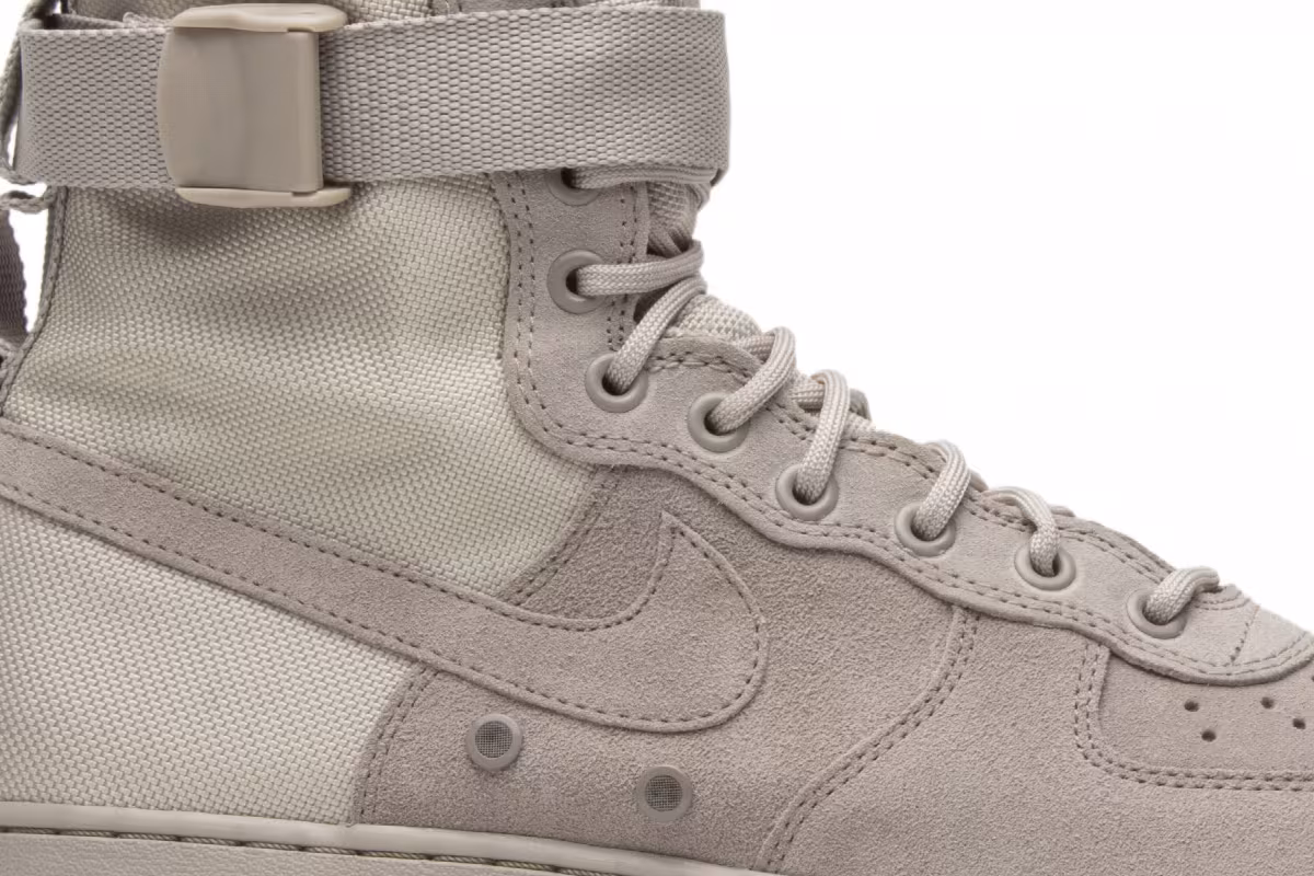 Nike SF Air Force 1 String, view 3