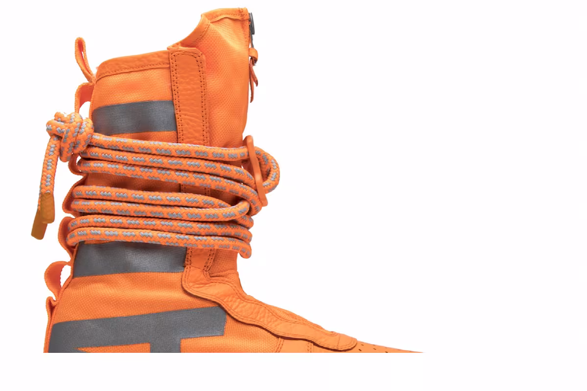 Nike SF Air Force 1 High Total Orange, view 3