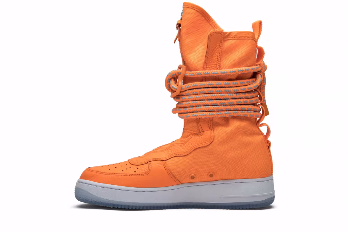 Nike SF Air Force 1 High Total Orange, view 4