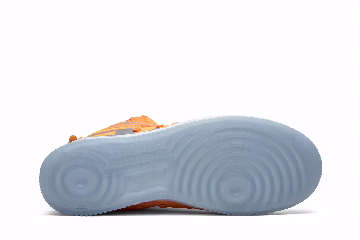 Nike SF Air Force 1 High Total Orange, view 5