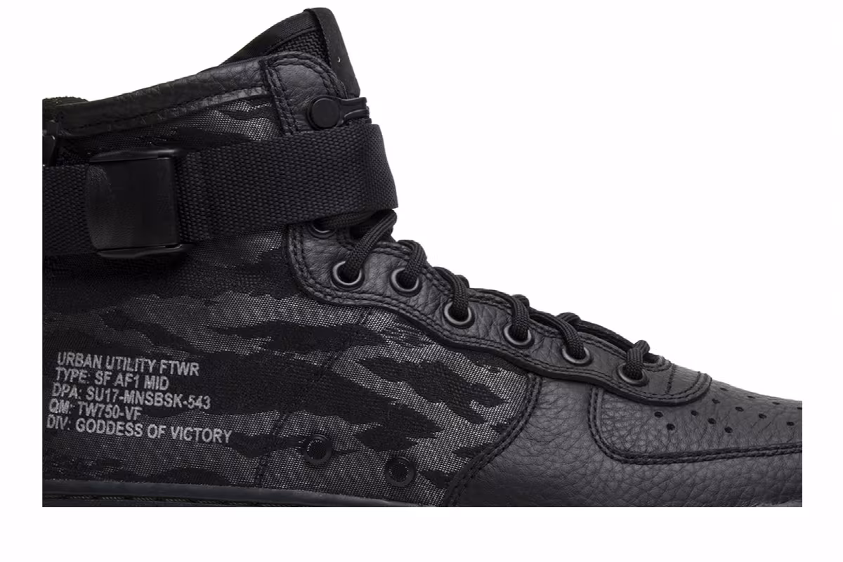 Nike SF Air Force 1 Mid Tiger Camo, view 3