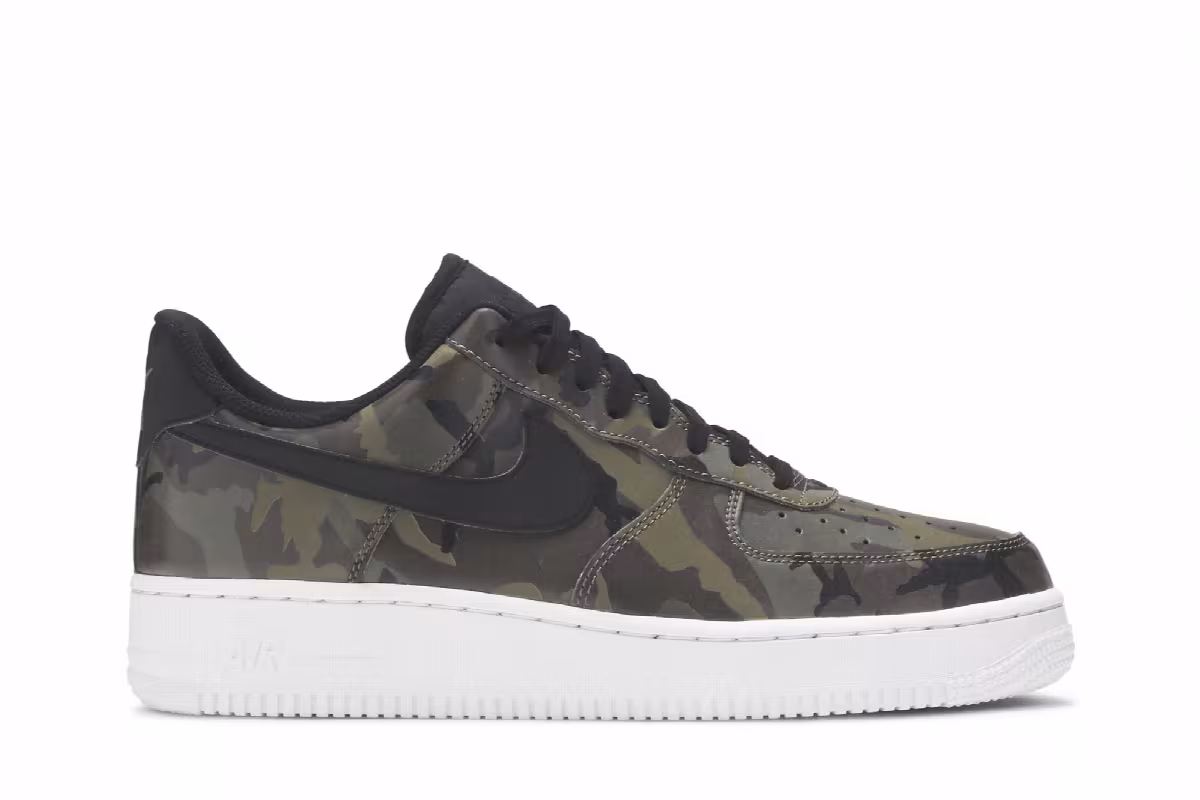 Nike Air Force 1 Olive Reflective Camo, view 2