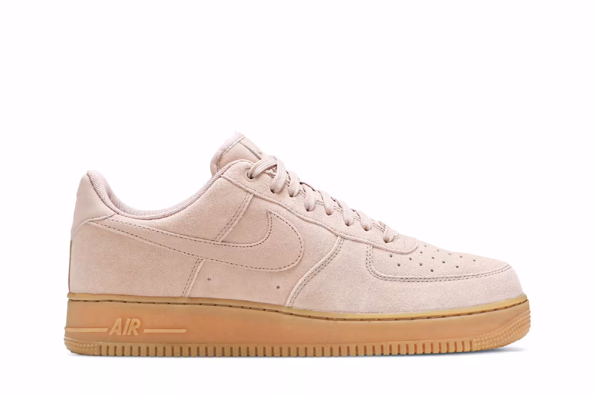 Nike Air Force 1 07 LV8 Suede Particle Pink, view 2