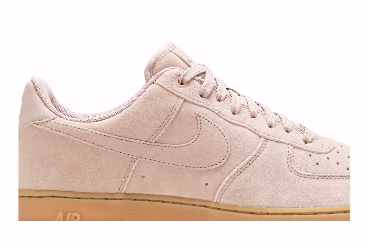 Nike Air Force 1 07 LV8 Suede Particle Pink, view 3