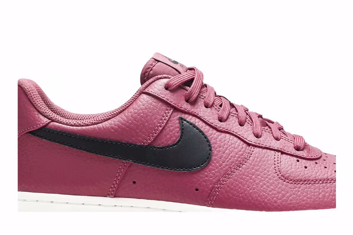 Nike Air Force 1 Low Medium Purple, view 3