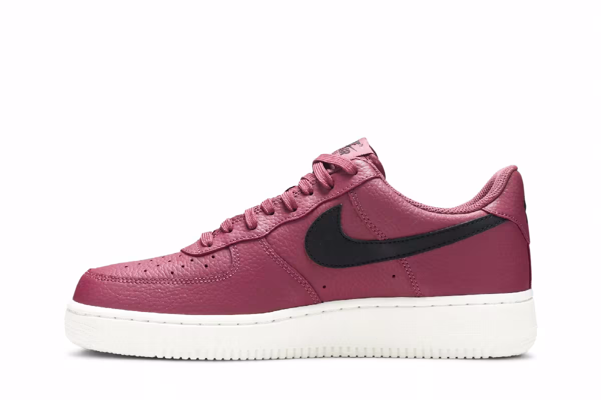 Nike Air Force 1 Low Medium Purple, view 4