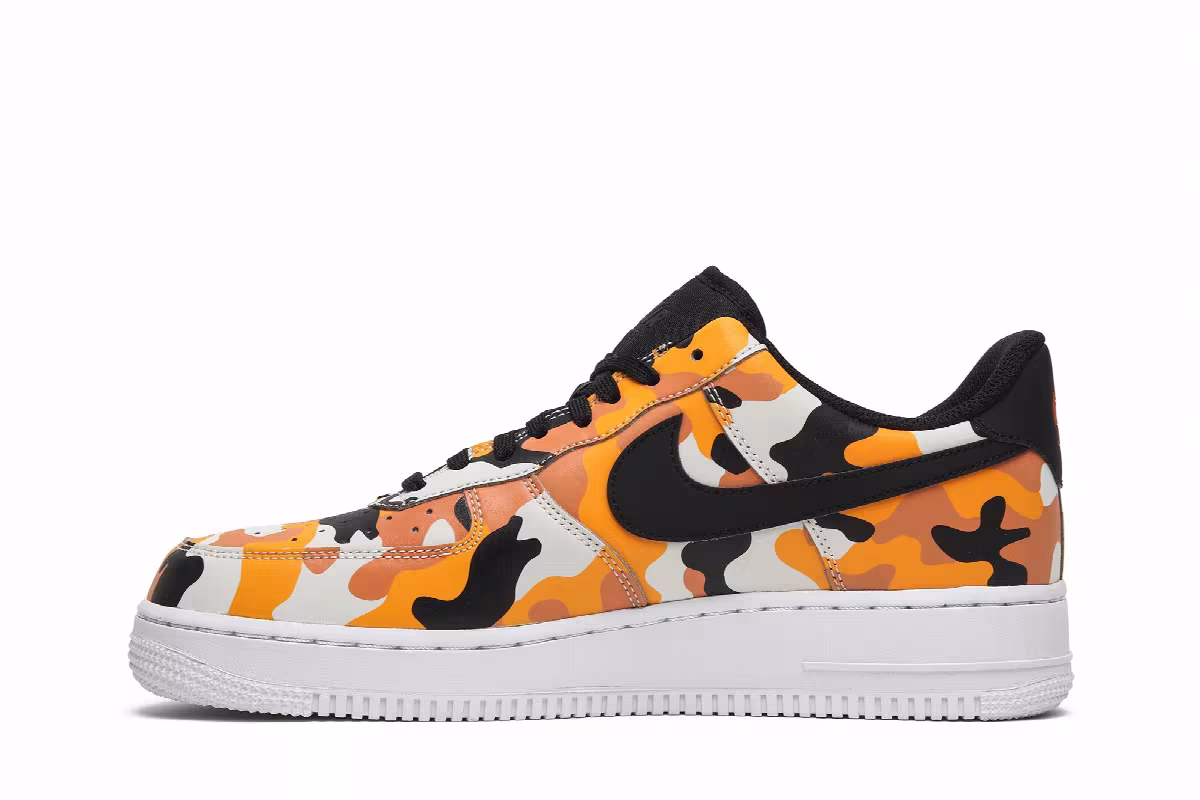 Nike Air Force 1 07 LV8 Orange Camo, view 4