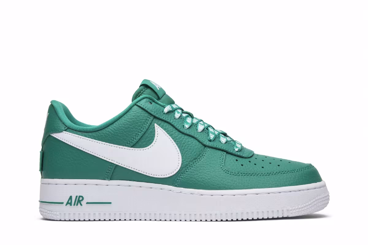 Nike Air Force 1 NBA, view 2