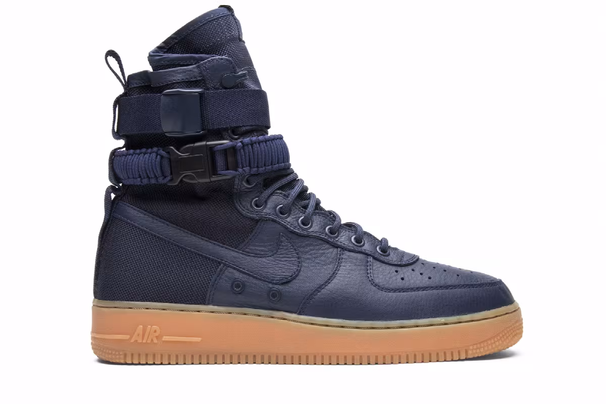 Nike Air Force 1 Midnight Navy, view 2