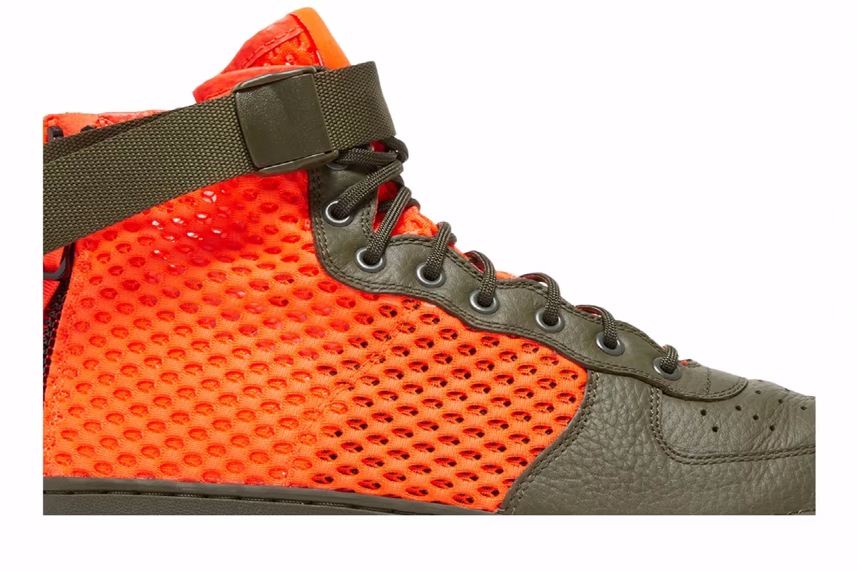 Nike SF Air Force 1 Mid QS Cargo Khaki Crimson, view 3