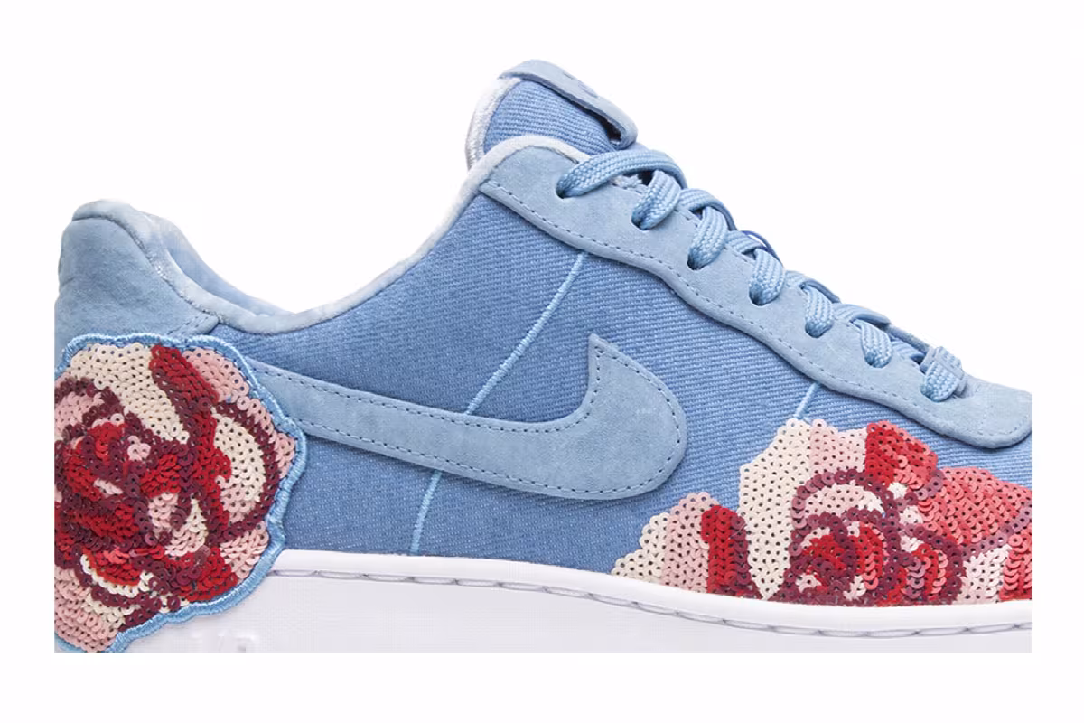 Nike Women's Air Force 1 Floral Sequin, view 3
