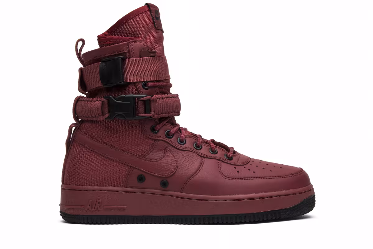 Nike Women's SF Air Force 1 High Cedar, view 2