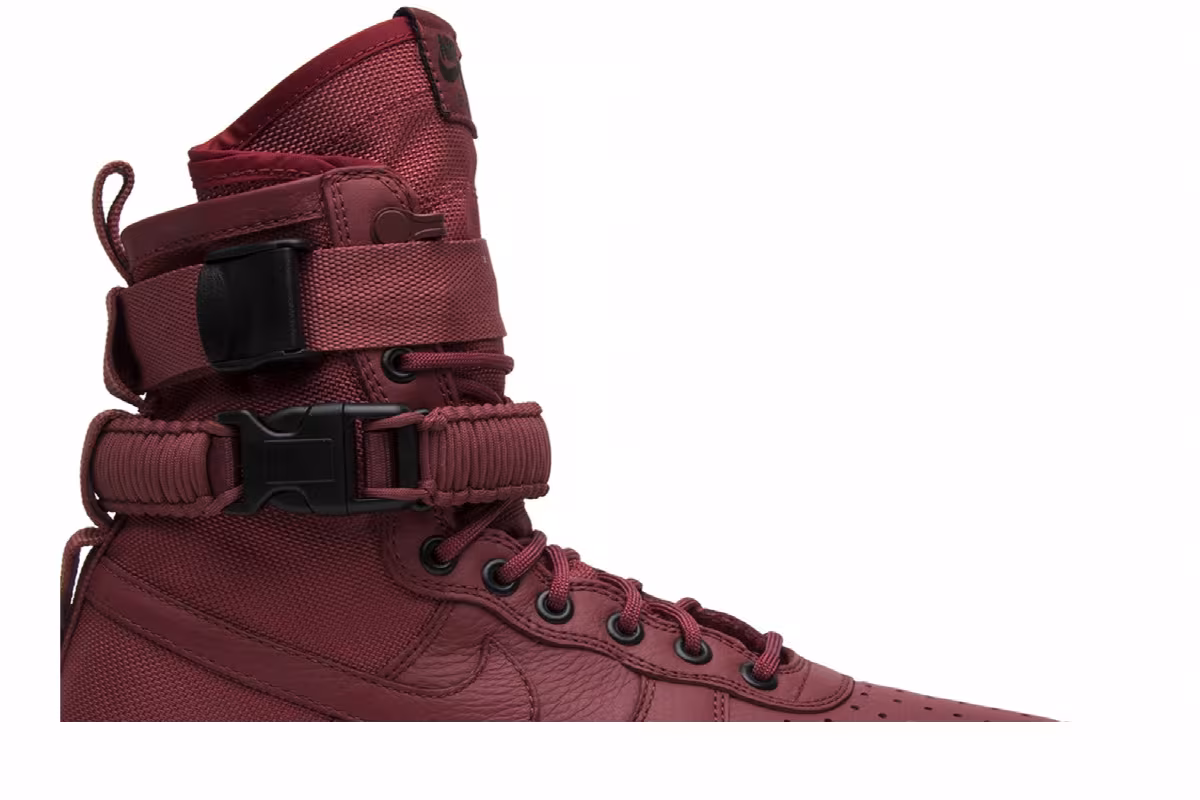 Nike Women's SF Air Force 1 High Cedar, view 3